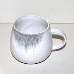 Crate & Barrel Ora tea coffee Mug stoneware white grey modern kitchen
